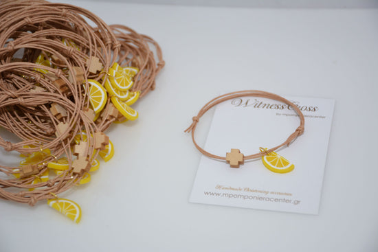 Μαρτυρικό βραχιόλι με φέτα λεμόνι σε εκπληκτικό κίτρινο χρώμα έντονο
