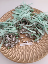 Μαρτυρικό βραχιόλι με ελεφαντάκι σε γκρί - βεραμάν αποχρώσεις