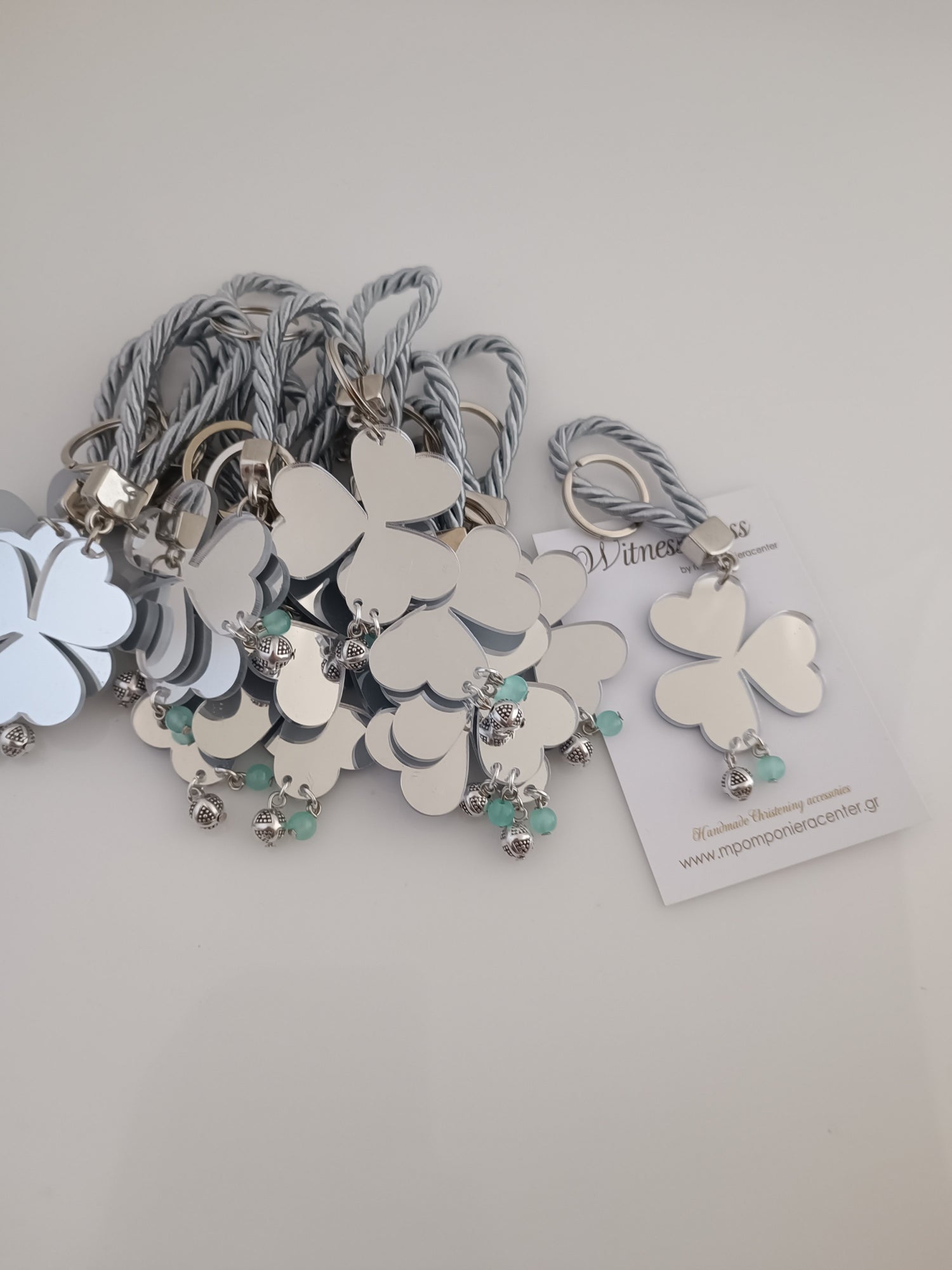 Μαρτυρικό Plexiglass - τριφύλλι με κορδόνι ασημί και ιδιαίτερο σταυρό κρεμαστό σφαίρα και χάντρα