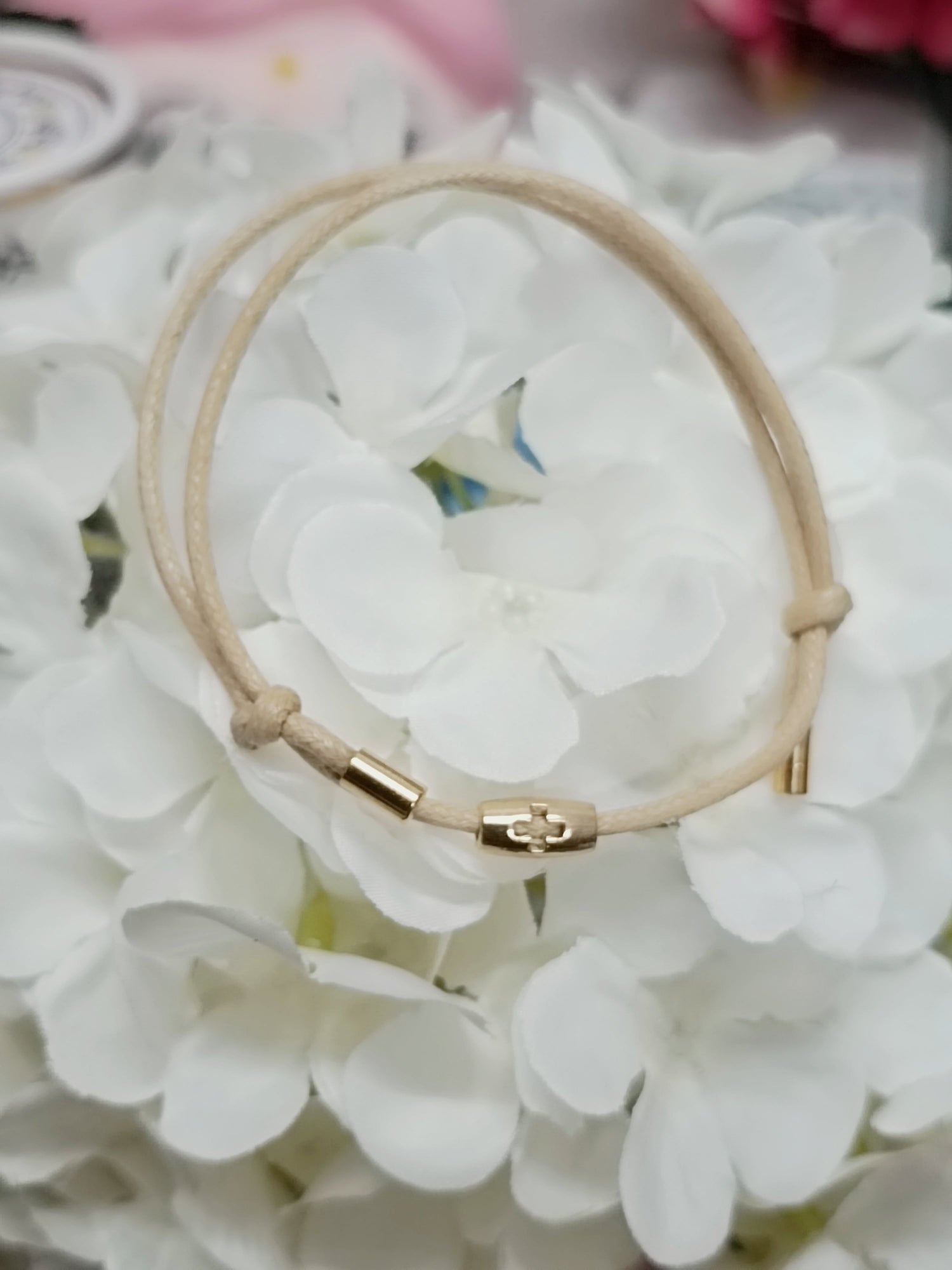 Μαρτυρικό βραχιόλι με βαρελάκι οβαλ σταυρό - ιδιαίτερο κούμπωμα με ακροδέτες