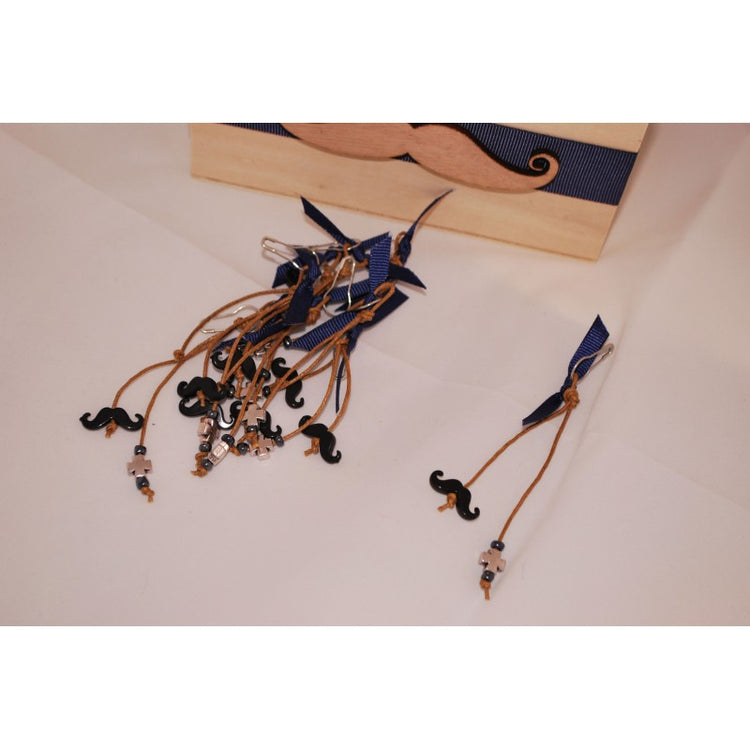 Μαρτυρικό μουστάκι με παραμάνα κρεμαστό για το πέτο