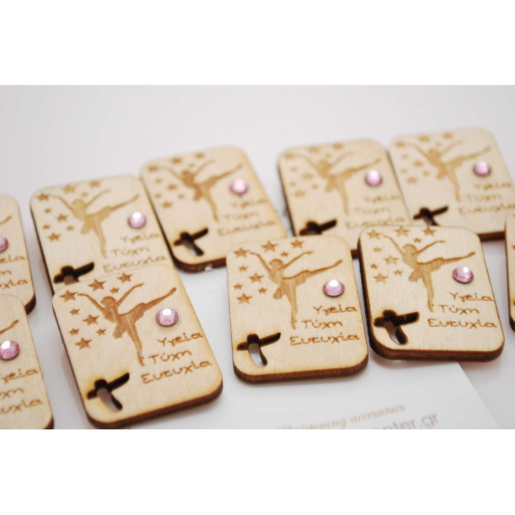 Μαρτυρικό για το μπέτι με ξύλινο ιδιαίτερο στοιχείο Υγεία - Τύχη,  με μπαλαρίνα και παραμάνα πίσω