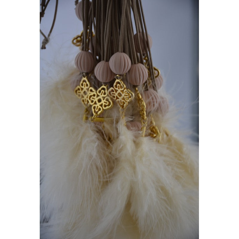 Μαρτυρικό κολιέ με ιδιαίτερο σταυρό , χάντρα σομών και πουπουλο εκρού - μπέζ