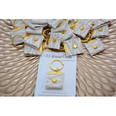 Μαρτυρικό μπρελόκ Vintage - λευκό μπεζ με ιδιαίτερο πλεκτό σχέδιο