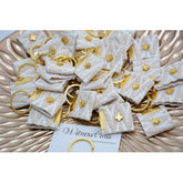 Μαρτυρικό μπρελόκ Vintage - λευκό μπεζ με ιδιαίτερο πλεκτό σχέδιο