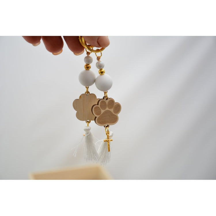 Μαρτυρικό βραχιόλι πατουσίτσα σκύλου σε αποχρώσεις μπέζ με χρυσό σταυρό