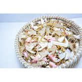 Μαρτυρικό περιστέρι origami Plexiglass σε χρυσό με φούντα, σταυρό και χάντρες κεραμικές