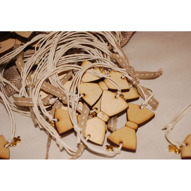 Μαρτυρικό παπιγιόν βραχιόλι ξύλινο & μεταλλικό σταυρό σε μπεζ κερωμένο κορδόνι