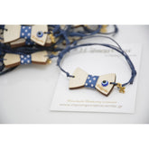 Μαρτυρικό παπιγιόν βραχιόλι ξύλινο με ματάκι και χάραξη το όνομα του παιδιού