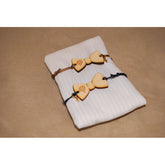 Μαρτυρικό παπιγιόν βραχιόλι ξύλινο με χάραξη αερόστατο με χρυσό σταυρό