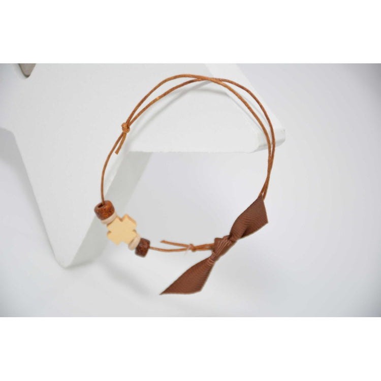 Μαρτυρικό βραχιόλι μπεζ  με ξύλινο σταυρό & χάντρες σε καφέ -μπεζ