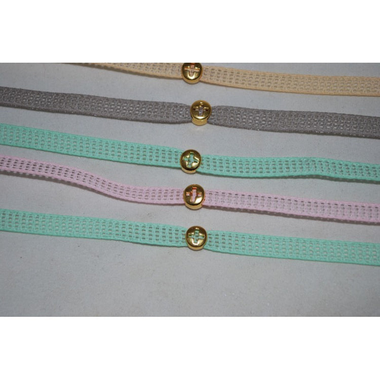 Μαρτυρικό βραχιόλι σε βεραμάν, γκρι, ροζ ή μπεζ με ιδιαίτερο περαστό σταυρό σε χρυσό